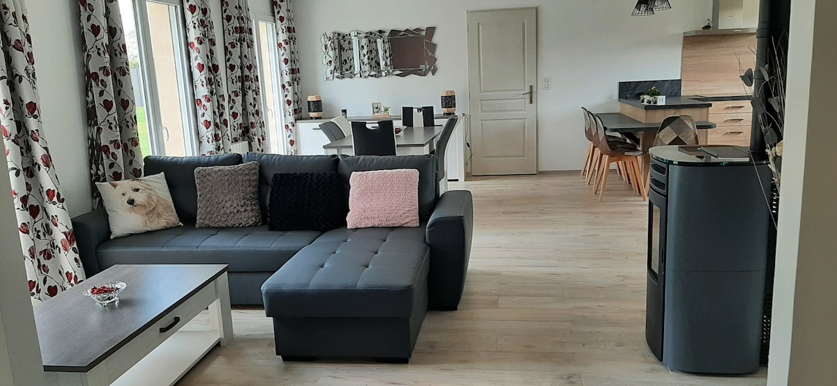 Annonce Airbnb populaire: Villa des Sablons à Eure