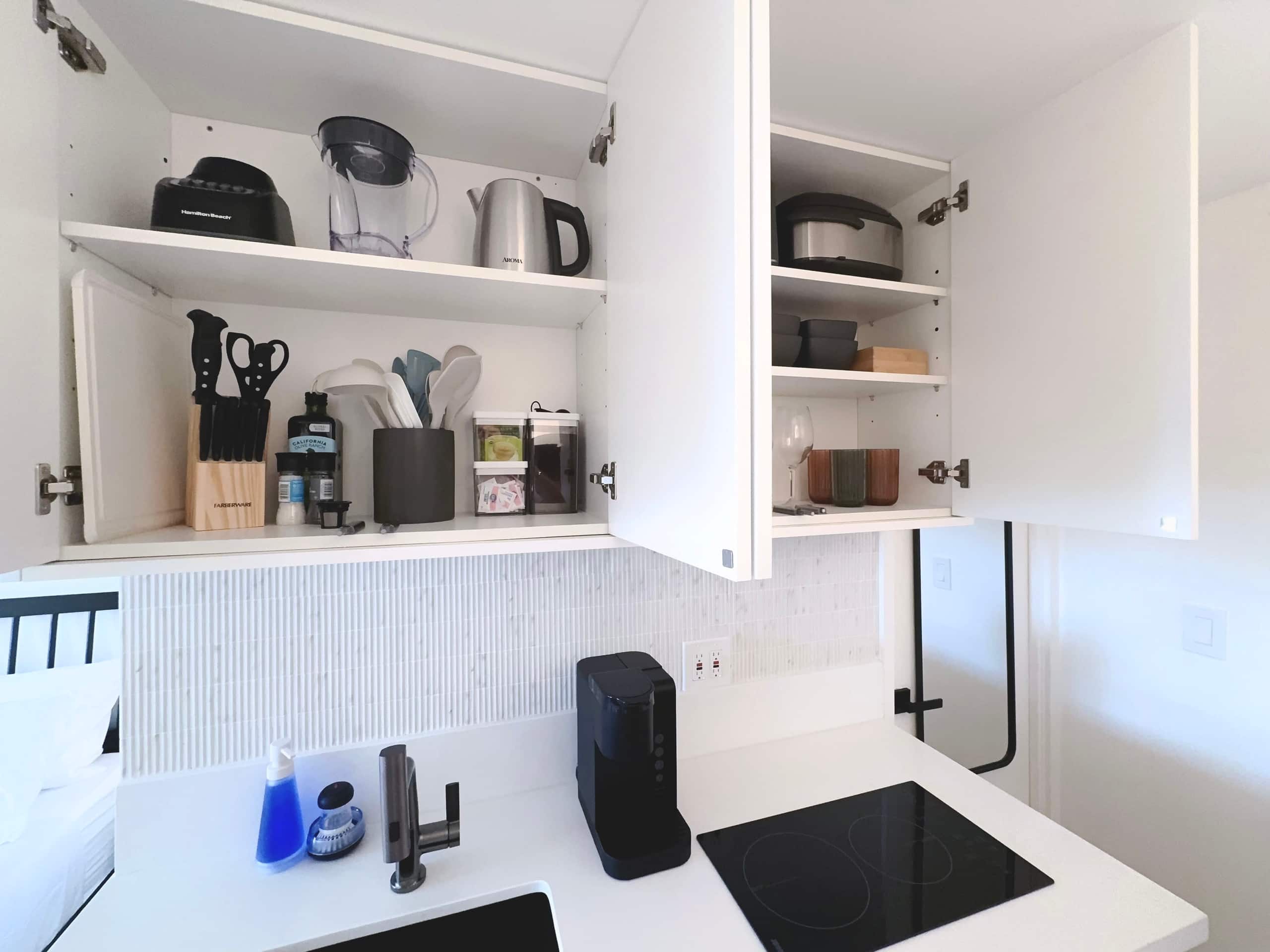 23FL-Upscale Newly Renovated King Studio-Waikiki~ - Image 17
