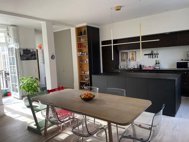 Spacious family home in the city centre