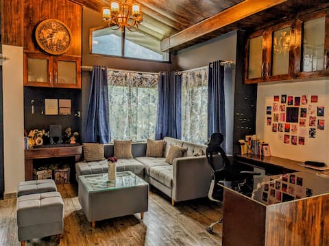 Charming Villa for 9 in Sainj | Home-Cooked Meals