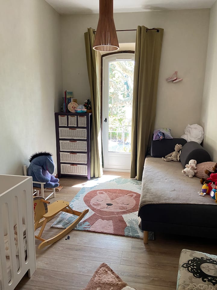 საძინებელი 4