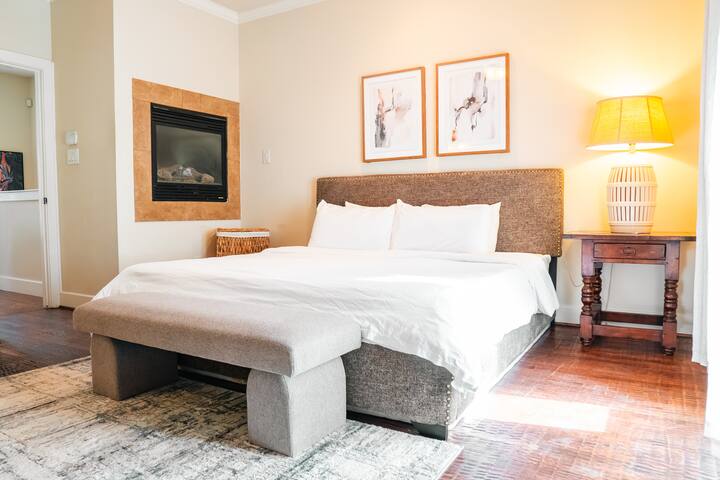 Cozy 2 Townhomes near Lower Greenville gallery image 2