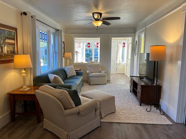 Beach Lotus gallery image 4