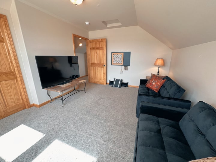 Rodinná divadelná miestnosť na poschodí „Mount Peal“