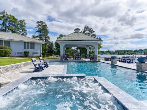 Luxury Lakefront | Stunning Views | Boat Rental!