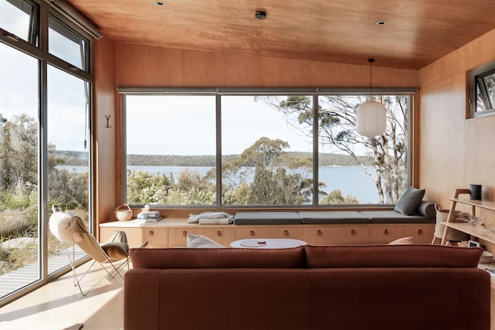 Swansong -Experience simple environmental living