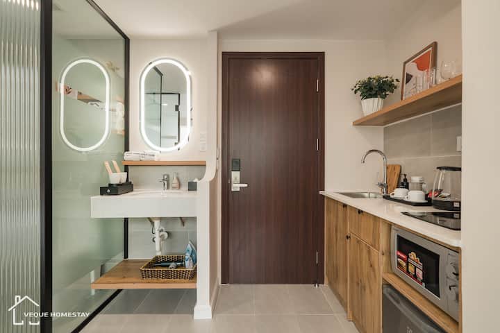 Old Quarter Luxury Apt| Train Track View | Lift 5 - Hanoï