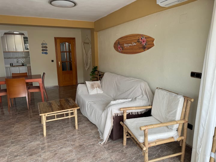Apartamento A 20 M De La Playa. - Favara