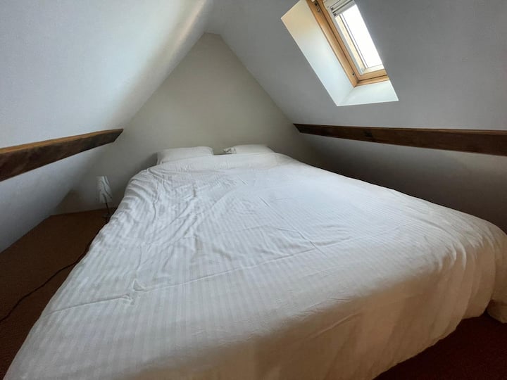 Gîte
Mezzanine, lit 160