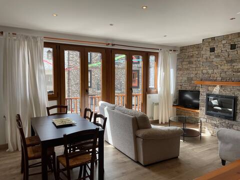 House in the heart of Arties