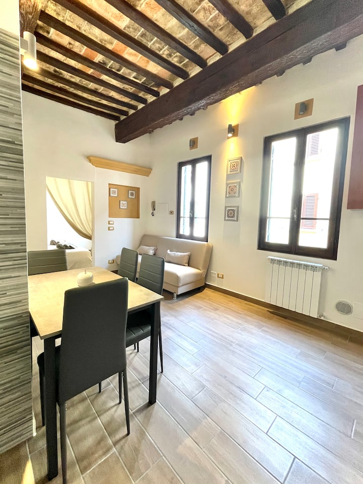 Chic Centrale | Wi-fi Ultra | Travi A Vista - Sansepolcro