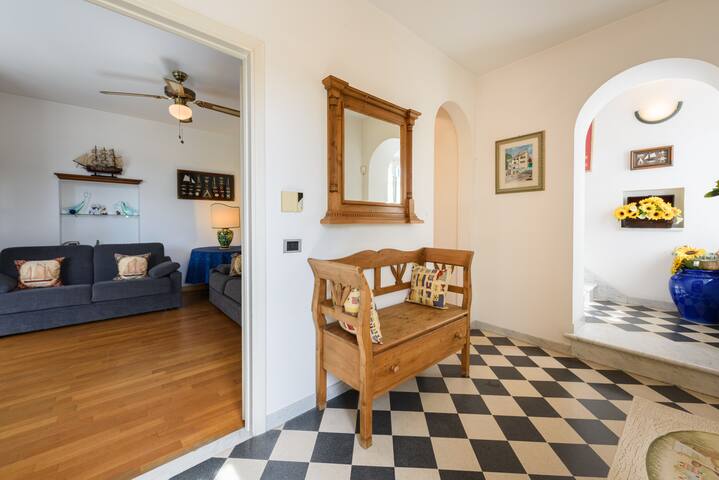 Golden House Lux Proprieties managed Airbnb listing 1