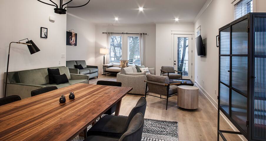 Stay Wandering managed Airbnb listing 1