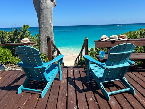 Beachfront 4 bed/3 bath luxury home w/dock access