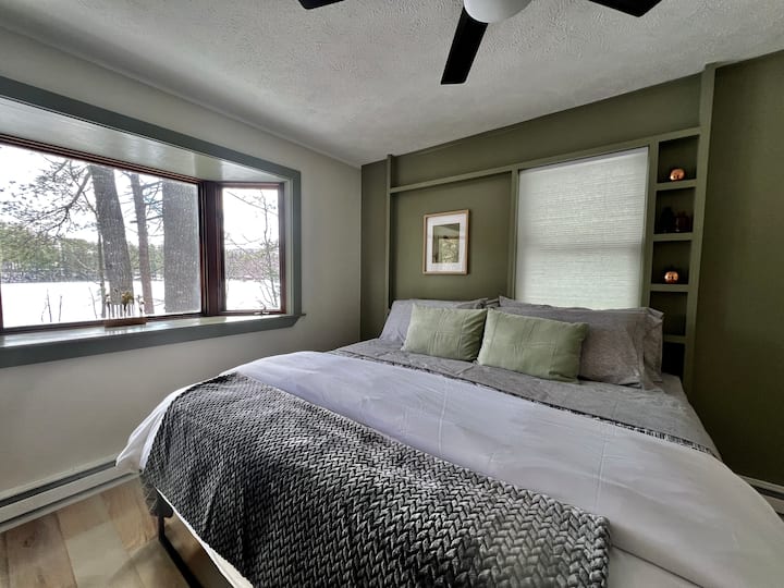 Spálňa č.1 -  [IZBA S LISTOM] Veľká manželská posteľ