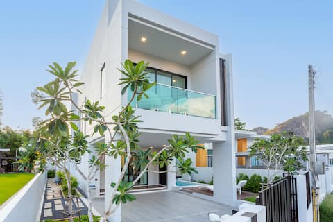 3BDR 2 Floor Exclusive Villa