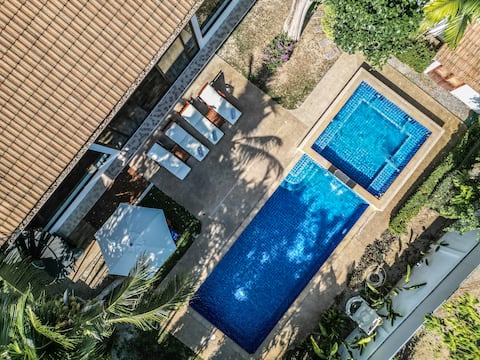 *4BR Villa | Pool, Pool Table, BBQ & Garden V136