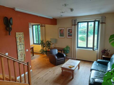 Large, bright house near the center of Chambéry