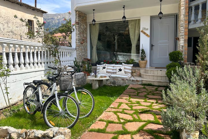 [Villetta Bohémian] - 15 min from the sea