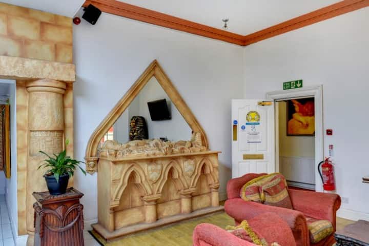 Empire Hotel-standard Family Room For 4 - Leicester