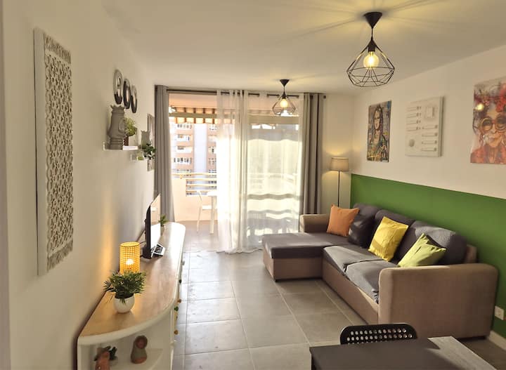 Gloria - Los Cristianos, Partial Oceanview & Pool - Los Cristianos