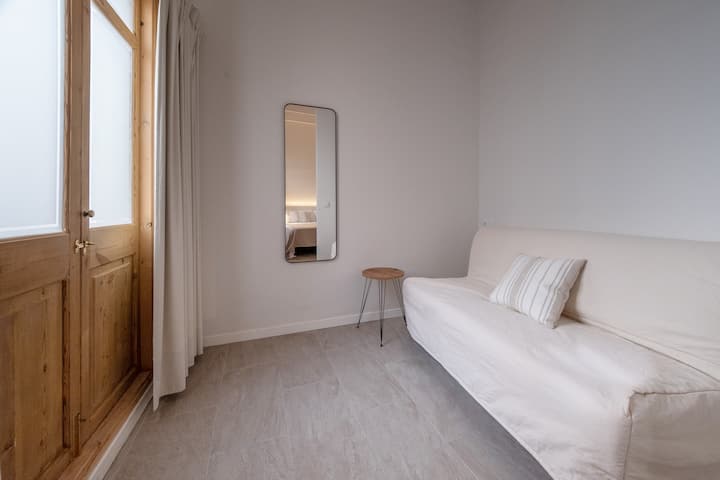 Habitación Cuádruple Con Patio - Minorca