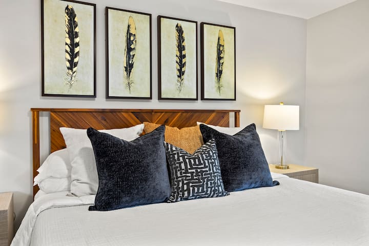 3BR Summer Escape – WiFi, Games, Backyard, BBQ