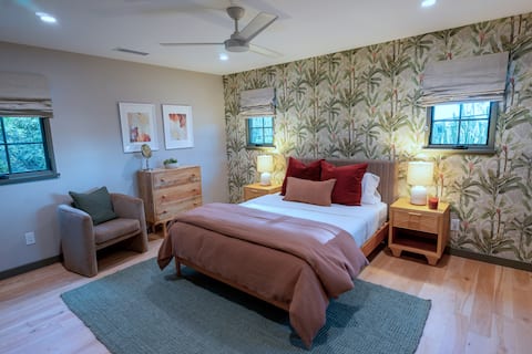 Tranquil 1 Bedroom Hideout in Altadena!