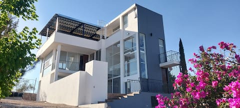 Cúspide Residencia Ags. (Residential Complex)