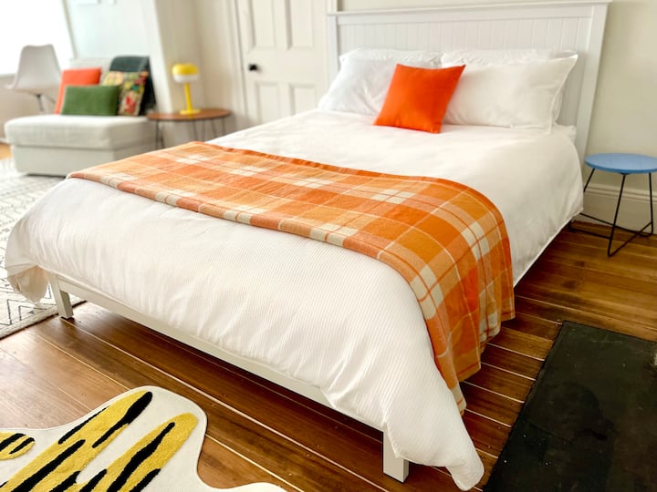 Vintage City Studio Apartment - Hobart