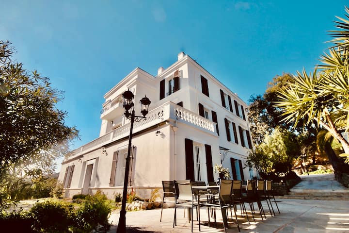 Villa Les Roches - Côte d’Azur
