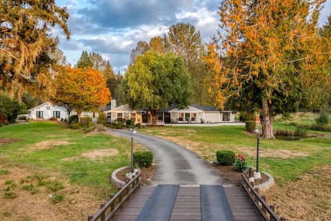 One of a Kind * Modern Farmhouse Estate Paradise*