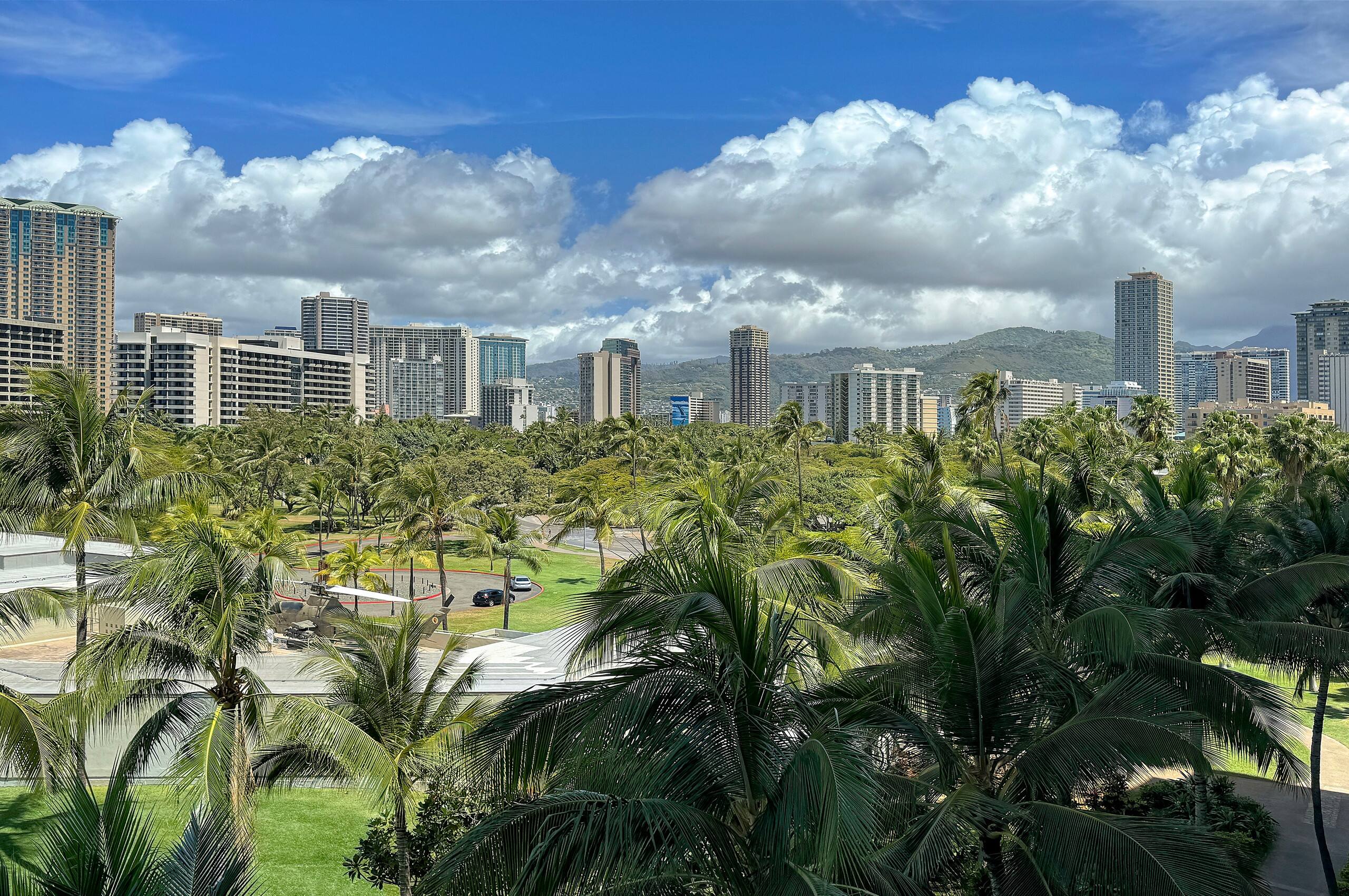 Condo in Honolulu · ★5.0 · Studio · 1 bed · 1 shared bath - Image 18