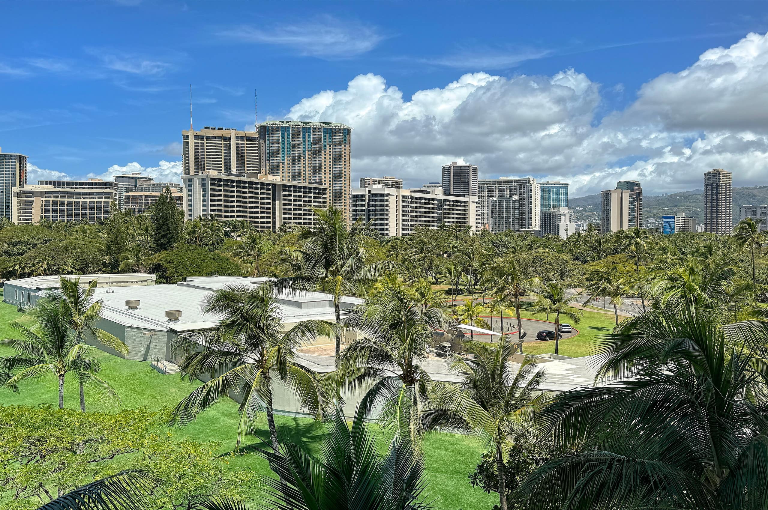 Condo in Honolulu · ★5.0 · Studio · 1 bed · 1 shared bath - Image 17