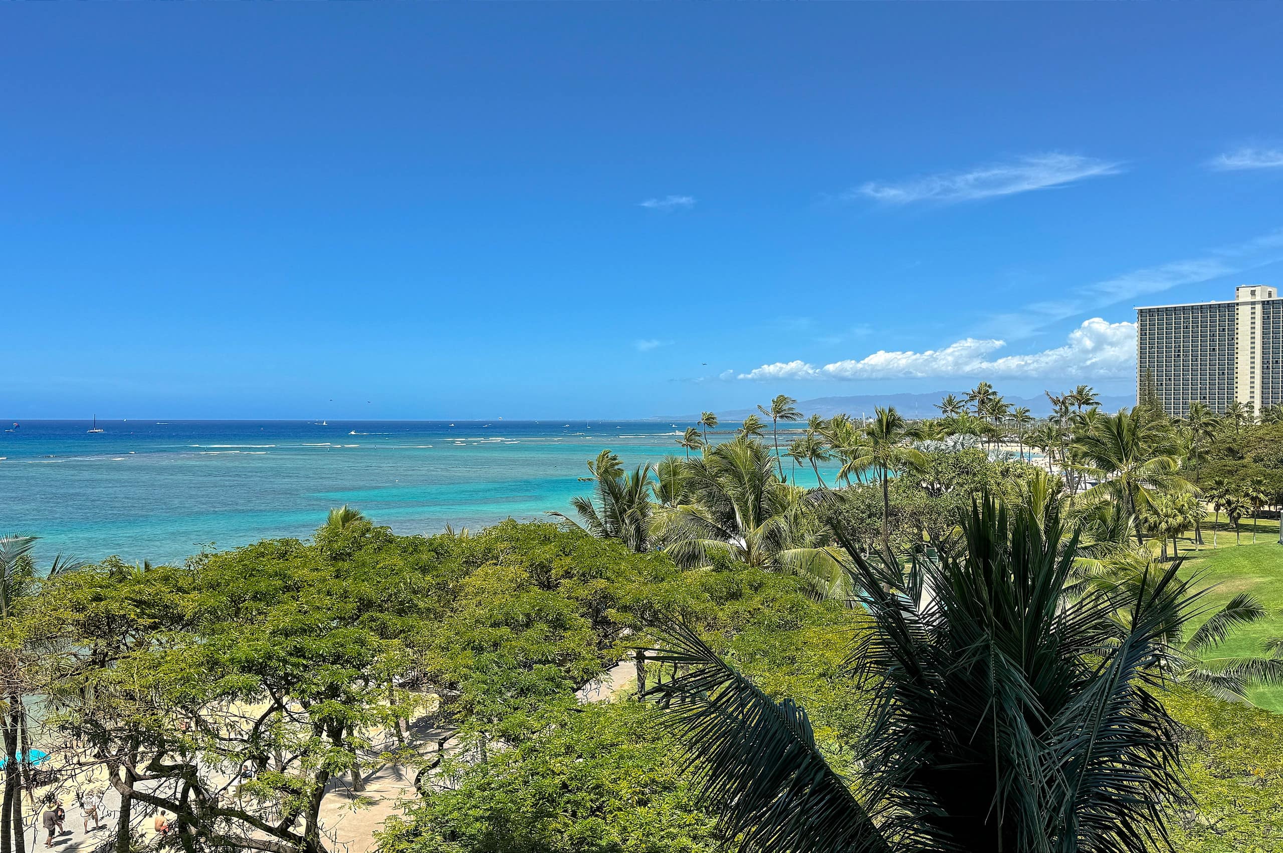 Condo in Honolulu · ★5.0 · Studio · 1 bed · 1 shared bath - Image 15