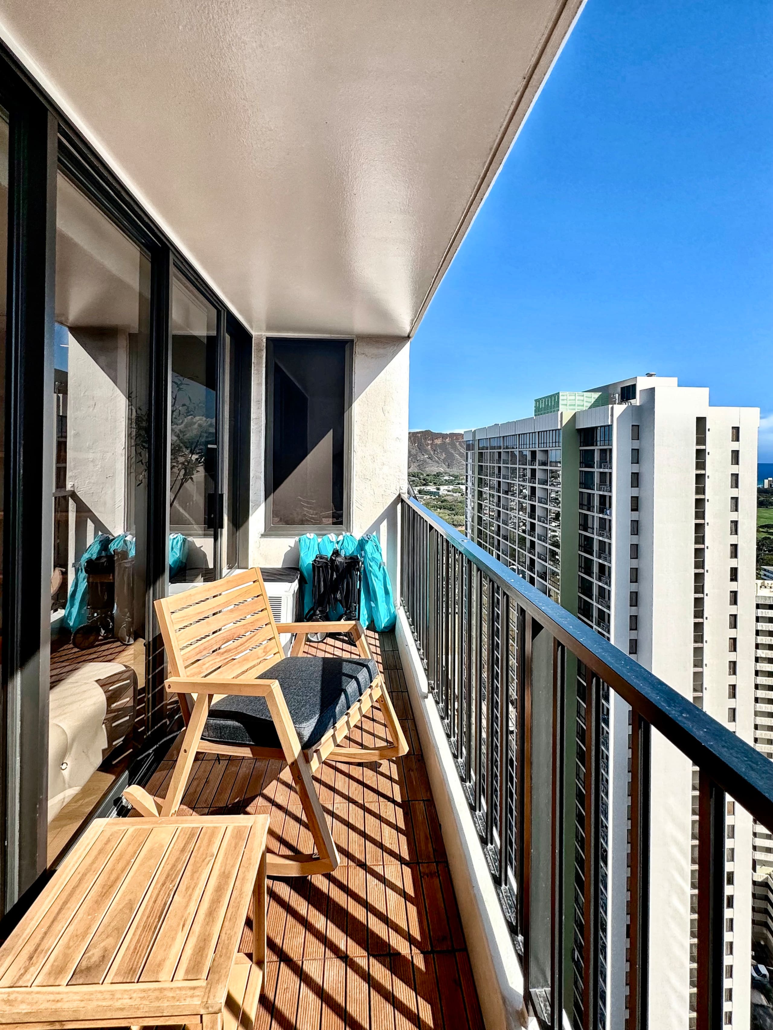 37F-Ultra Upscale Ocean View-Modern 1BR W/Parking! - Image 42