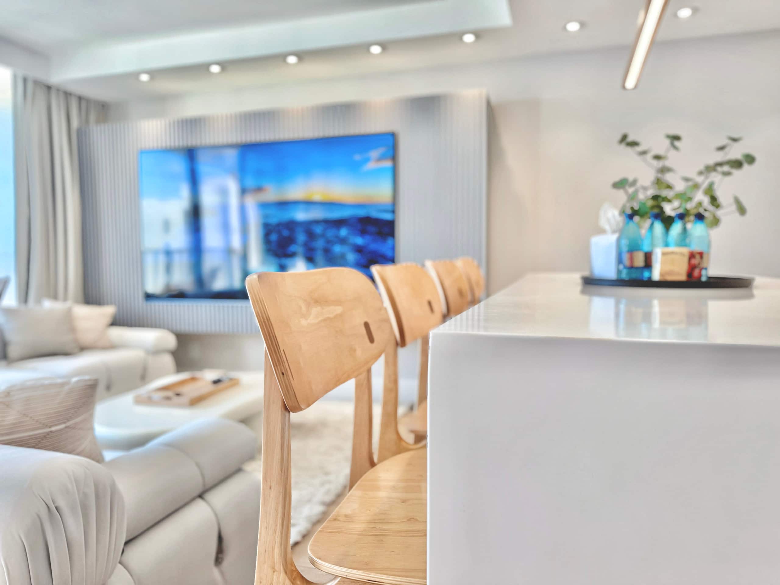 37F-Ultra Upscale Ocean View-Modern 1BR W/Parking! - Image 27