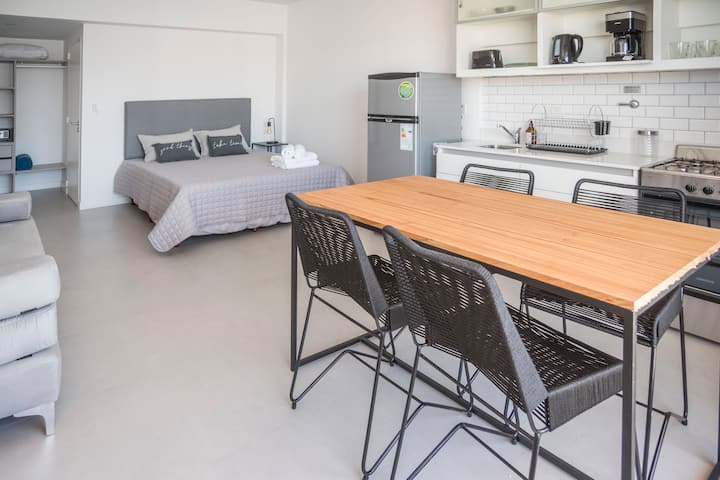 Studio mobiliado no 11º andar em Colegiales