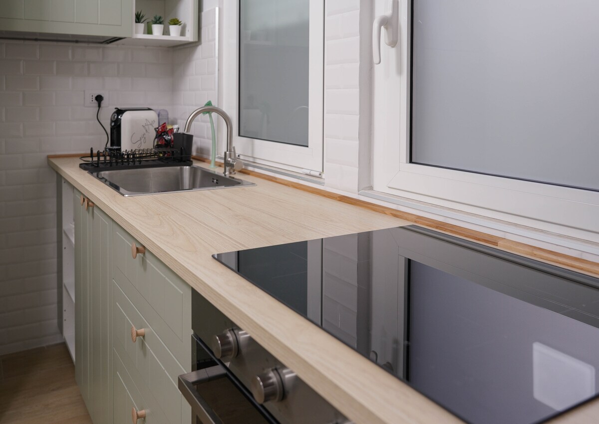 Top Airbnb: Alice al Mare [a stone's throw from the sea and city center] in Pescara