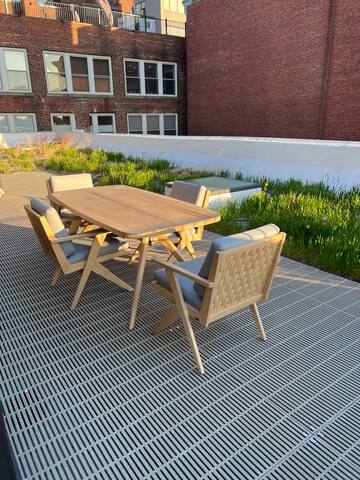 Luxury 3 bedroom 3 bathroom downtown loft gallery image 4