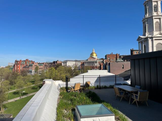 Luxury 3 bedroom 3 bathroom downtown loft gallery image 5