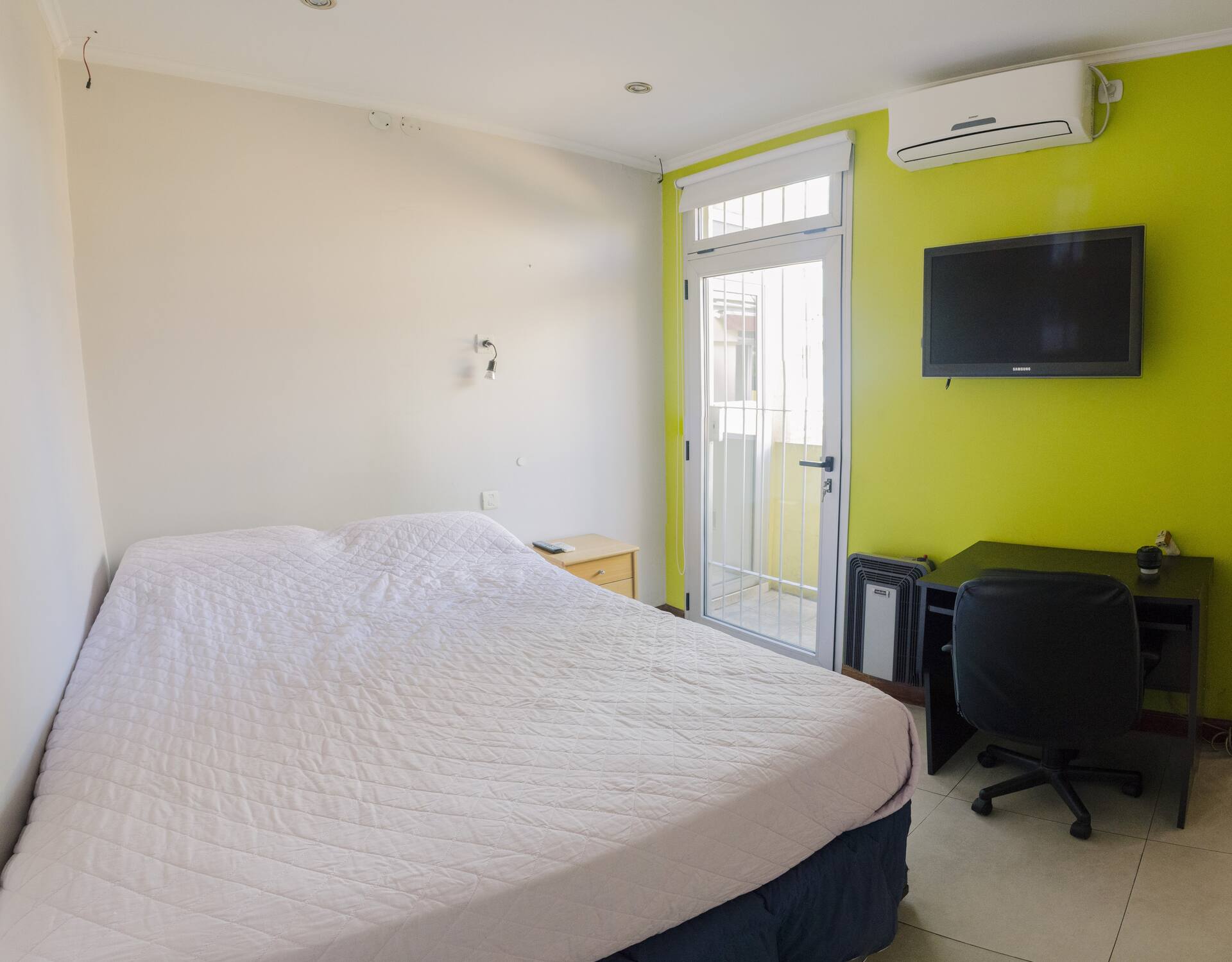 Quarto com banheiro privativo em Caballito
