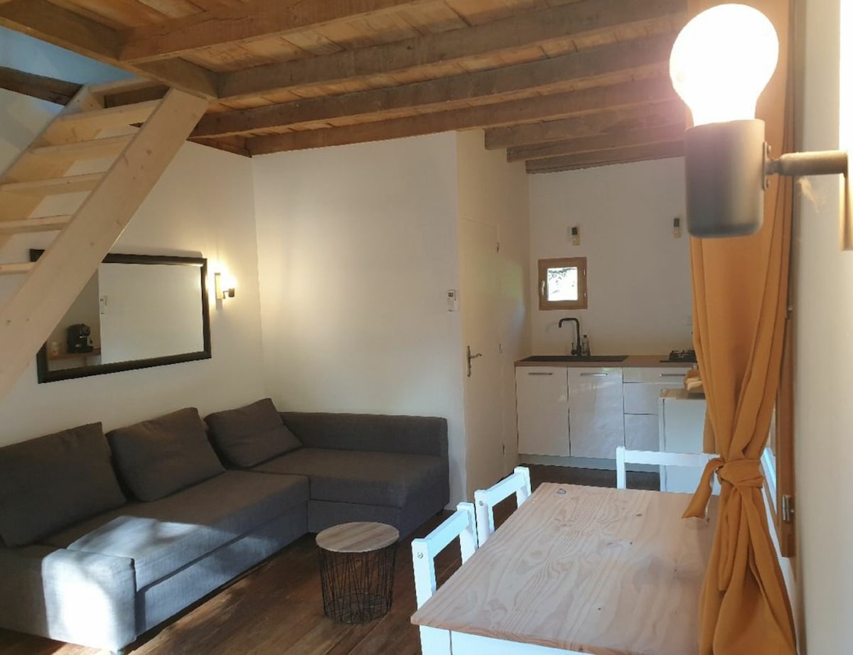 Top performing Airbnb: Sheepfold in Domme