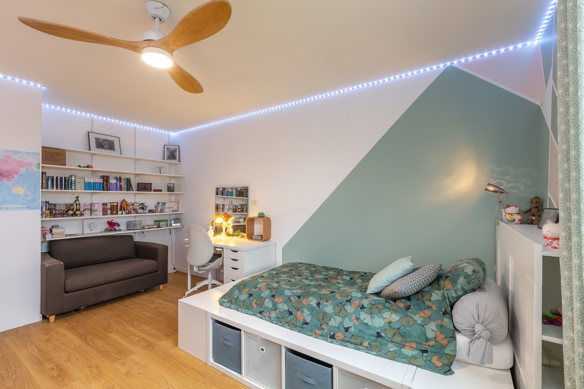 Bonita habitación de 16 m2 con una cama de matrimonio