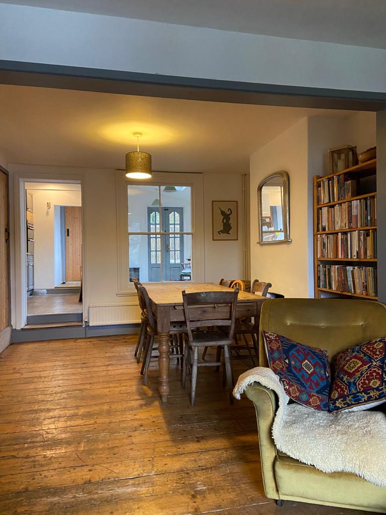 חלל פתוח לפינת האוכל