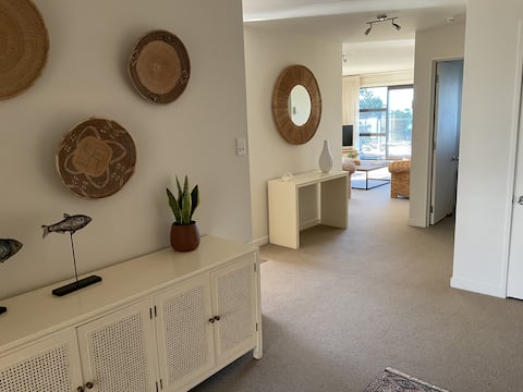 Successful Airbnb property: Beachfront Heights - Pauanui in Thames Coromandel District East