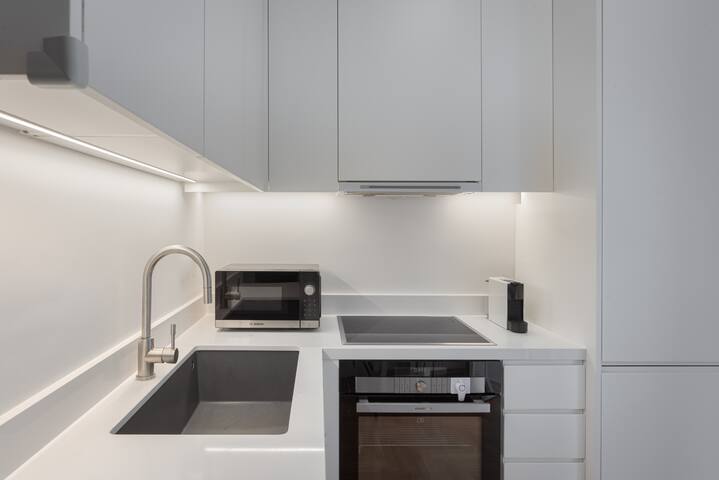 Acropolis Vibe Residence gallery image 4