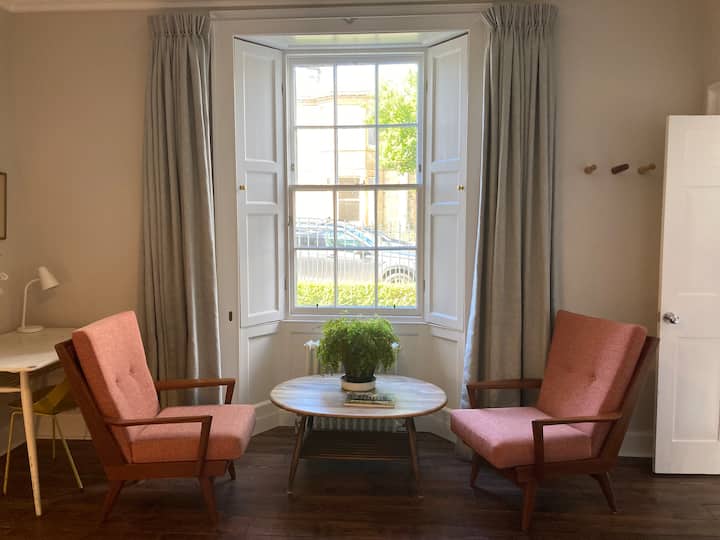Stylish Flat In Period Home By The Beach - Edinburgh