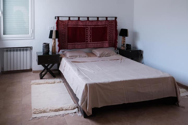 საძინებელი 2