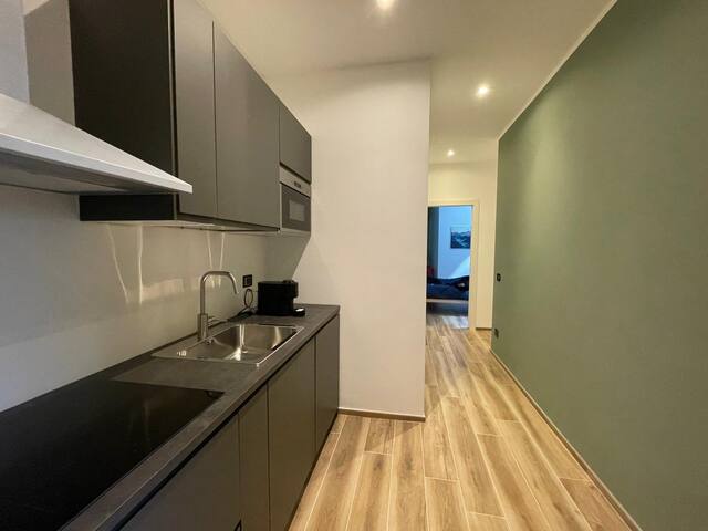 Design Guest House @Navigli District, Milano gallery image 2